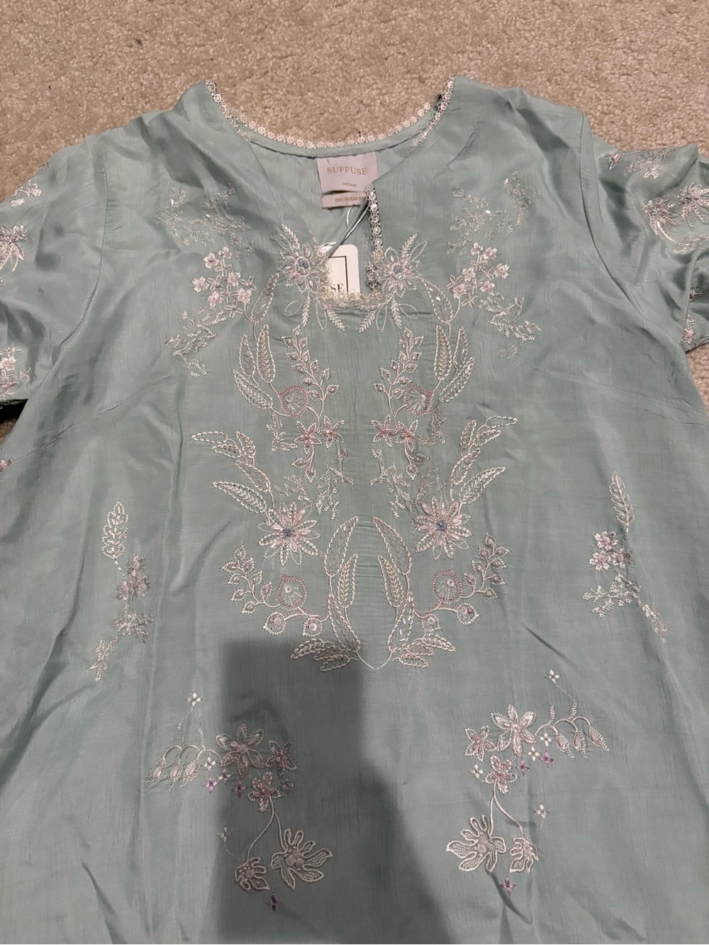 Suffuse Ourea Pakistani Suit - Picture 8 of 16